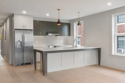 59 Spear St #202 1
