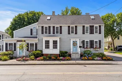 215 Merrimac St #2 1