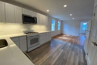 23 Main St #2 1