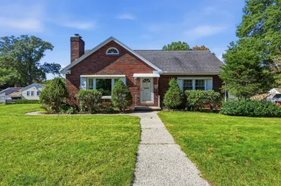 16 Holly Ct 1