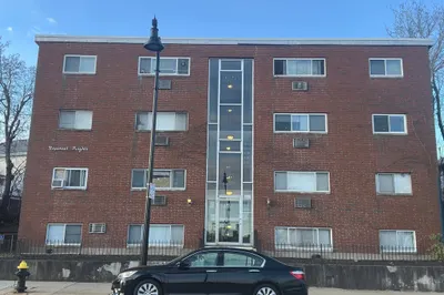 135 Neponset Ave #32