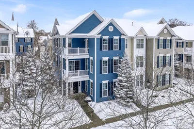 7 Moses Wheelock Ln #7 1