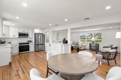 30 Mill Pond Ln 1