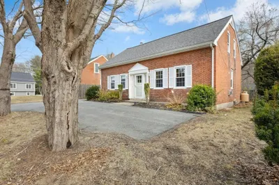 12 Chapin Court 1