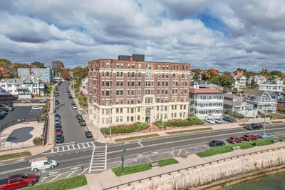285 Lynn Shore Dr #502 1