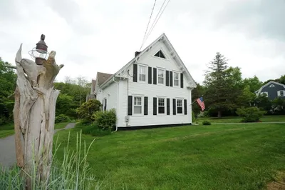 56 Cliff Street #2 1