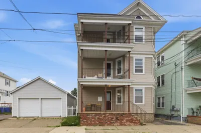 37 Eaton St 1