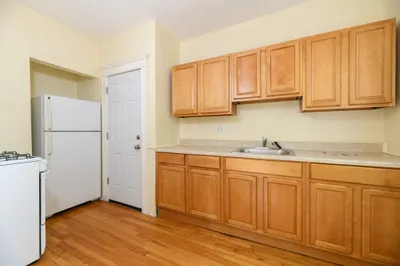 6 Sherborn Ct ##2