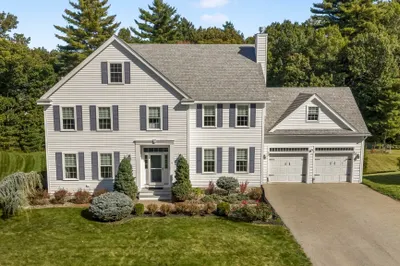 33 Oak Ledge Cir 1