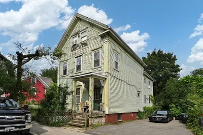 174 Walnut St 1