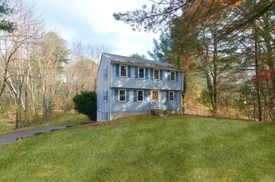 6 Pine Needle Dr