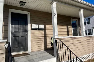 29 Bicknell St #2