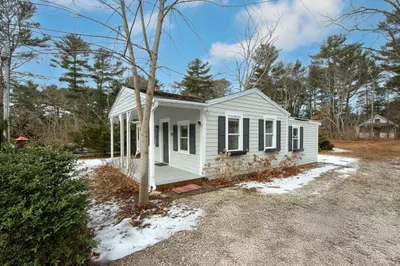 24 Winthrop Ave