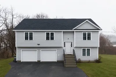 1 Lake Whittemore Dr 1