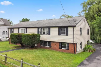 33 Bristow St #1 1