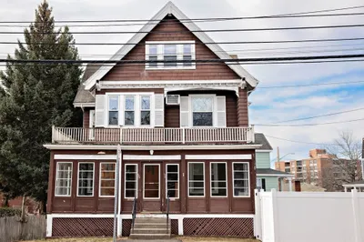 56-58 Franklin St 1