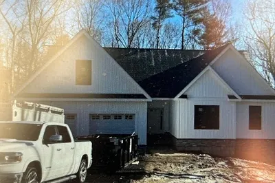 105 Carroll Hill Rd 1