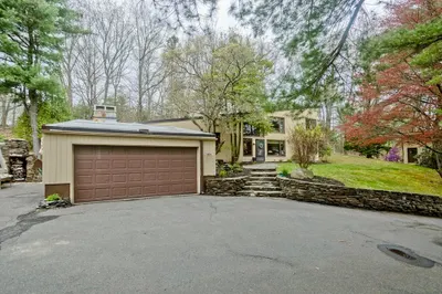 7 Steiger Road