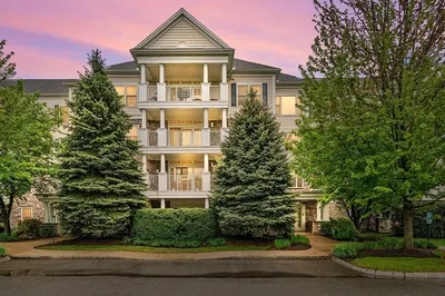 416 John Mahar Hwy #3305 1