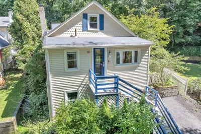 10 W Birch Rd
