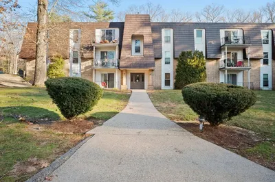 7 Shadowbrook Ln #36 1