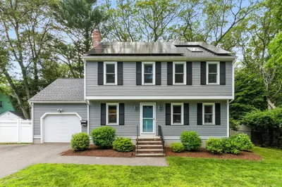 6 Flagg Dr