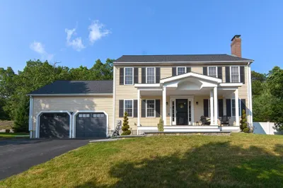 3 Wisteria Dr 1