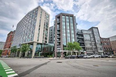 14 W Broadway #301