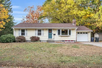 10 Laurel Hill Ln 1