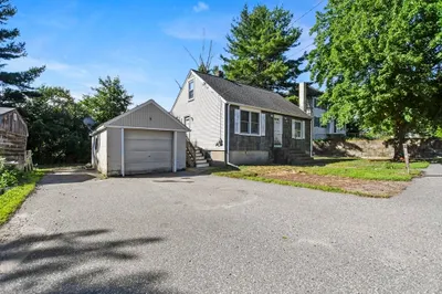 123 Andover Rd