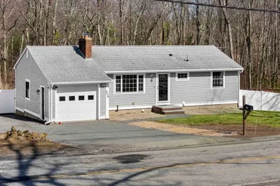 206 Dale Street