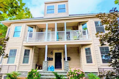 113 White St #3 1