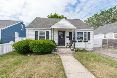 438 Beverage Hill Ave