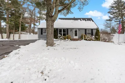 53 Dolan Cir