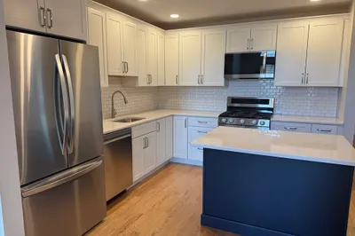 27 Railroad Ave #102 1