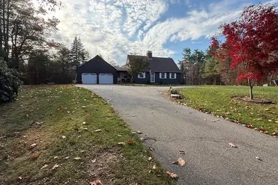 223 Pommogussett Rd 1