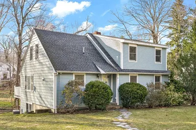 11 Springdale Ave 1