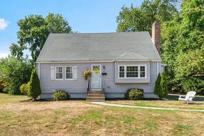 8 Fielding St