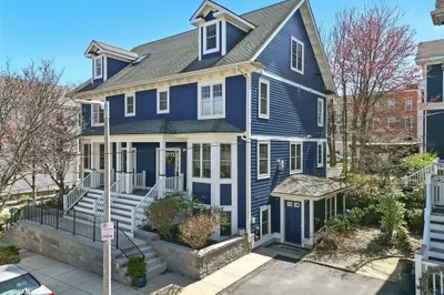 5 Lambert St #5