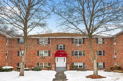 11 Cross St #5 1