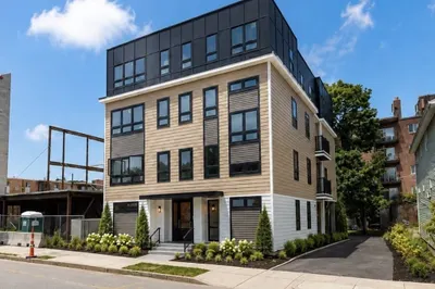 820 Hyde Park Ave #202 1