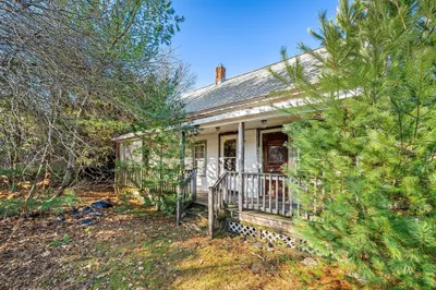 60 Ironstone St 1