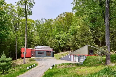 2 Laurel Hill Drive 1