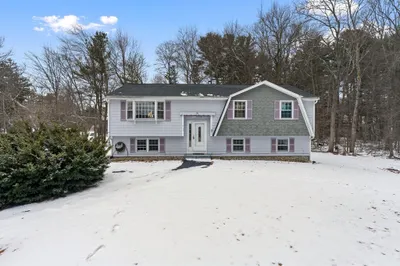 31 Burlington Ave