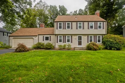 236 Forest Glen 1