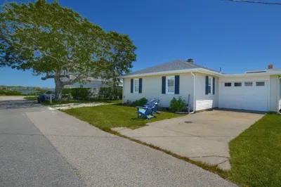 31 Fenton Street Teaticket 1