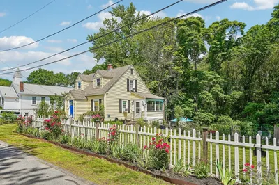 9 Raymond St 1