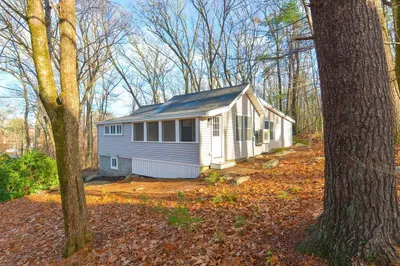 108 Olive St 1
