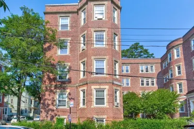 171 Hancock St #3