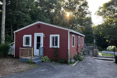 637 Wareham Rd 1